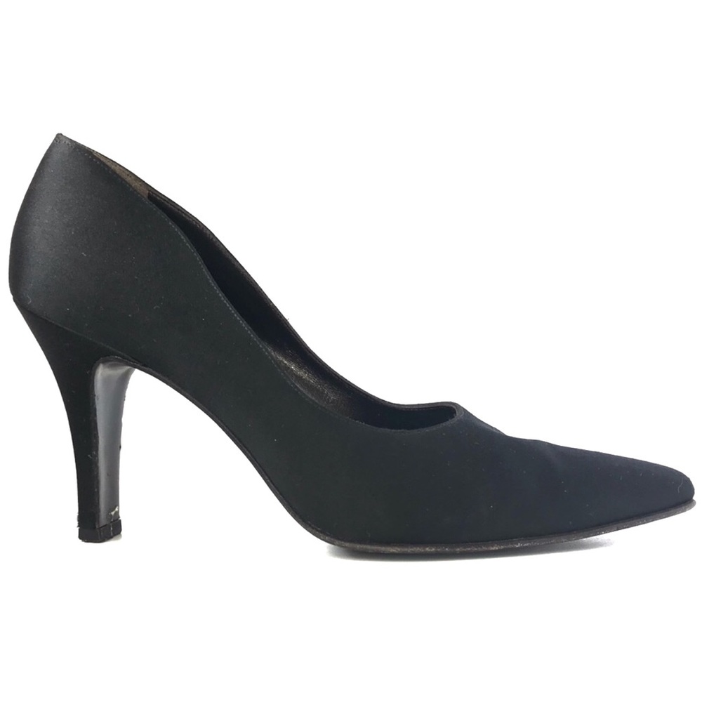Satin Ferragamo Classic Black Heels 8B